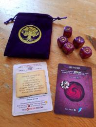 Wonder Book: Limited Edition Dice Set & Promo Cards - obrázek